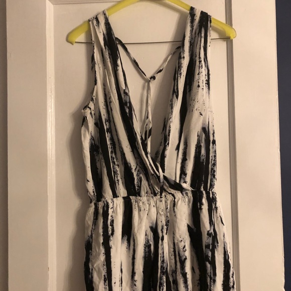 Fun Romper - Picture 3 of 3